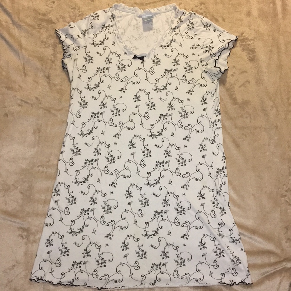⬇️Nightgown⬇️